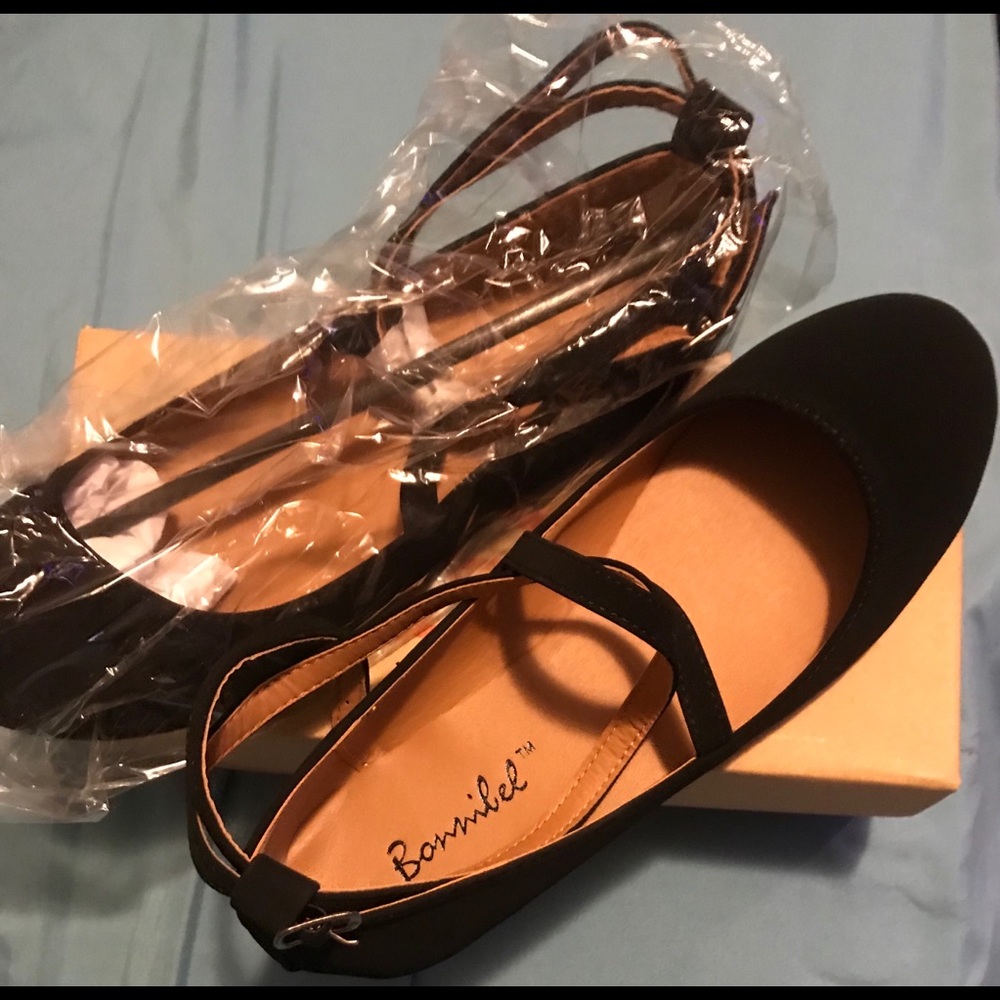 Flats - Picture 2 of 3